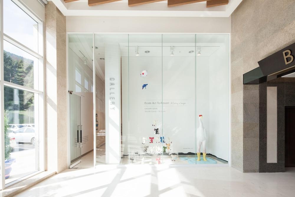 Sono Calm Geoje Hotel Екстериор снимка