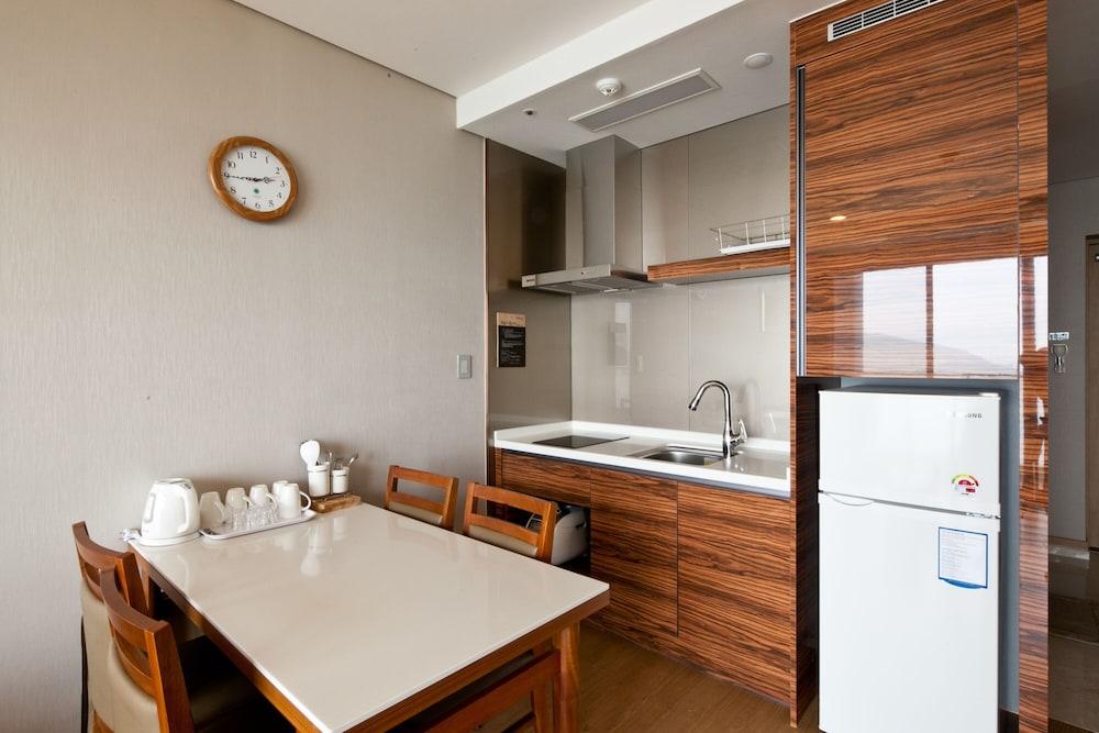 Sono Calm Geoje Hotel Екстериор снимка