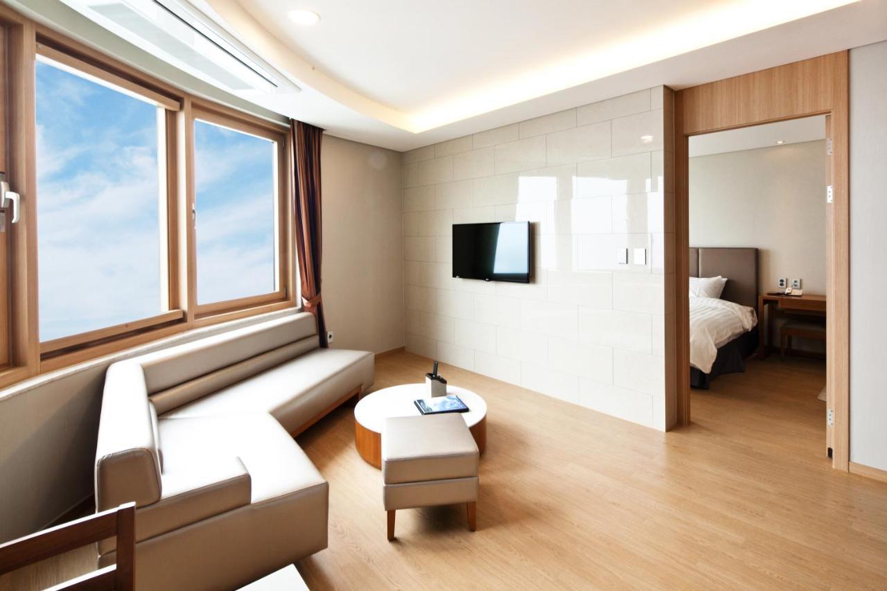 Sono Calm Geoje Hotel Екстериор снимка